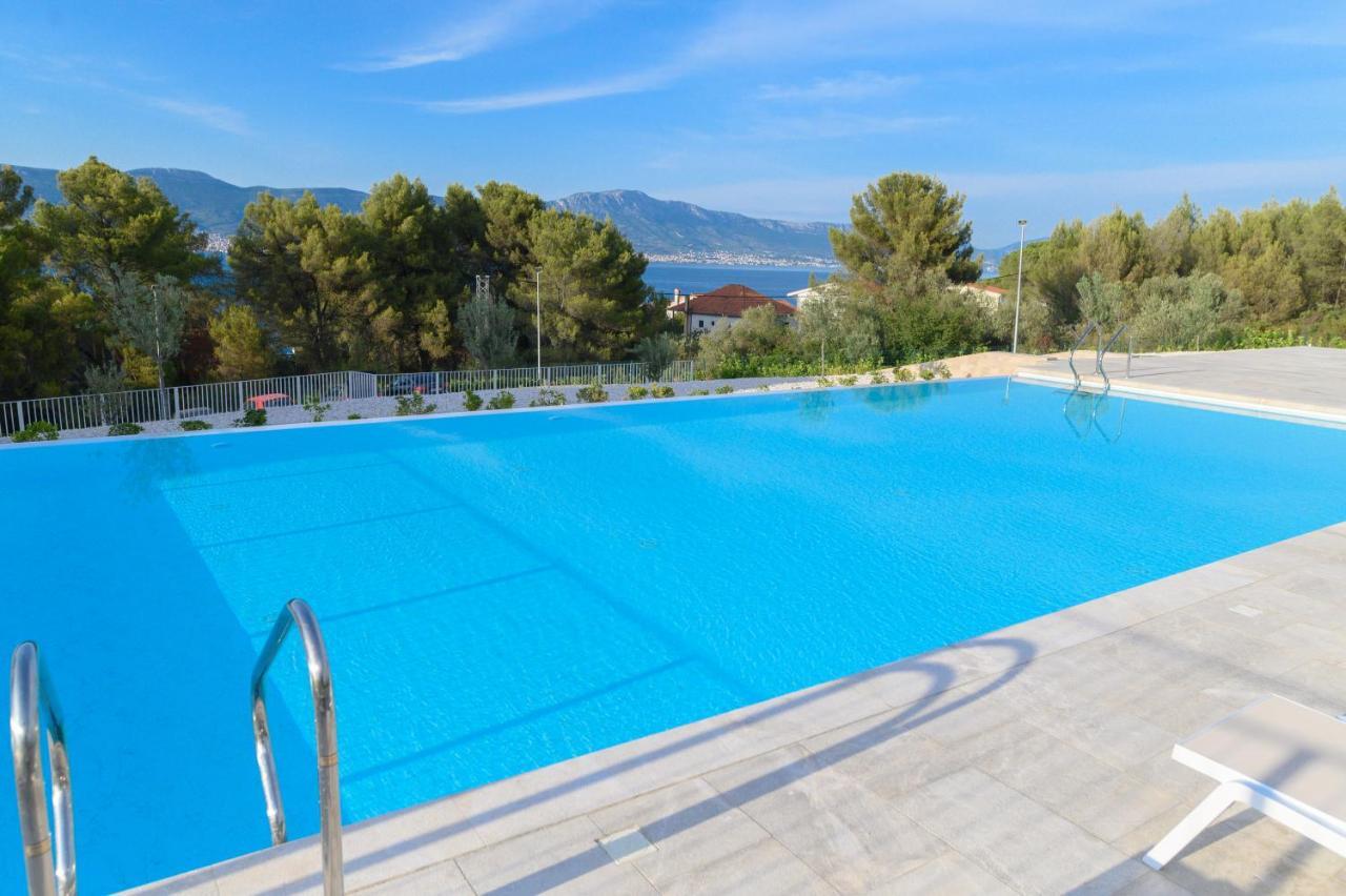 Malo More Resort Арбания Экстерьер фото